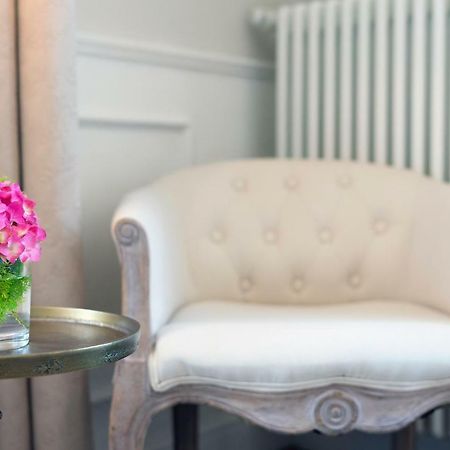 La Roche Bed & Breakfast เลชเช ภายนอก รูปภาพ