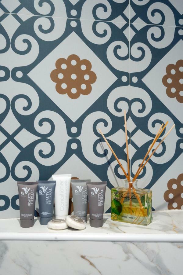 La Roche Bed & Breakfast เลชเช ภายนอก รูปภาพ