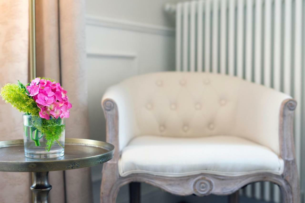 La Roche Bed & Breakfast เลชเช ภายนอก รูปภาพ