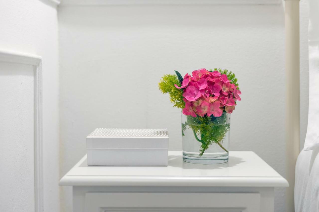 La Roche Bed & Breakfast เลชเช ภายนอก รูปภาพ