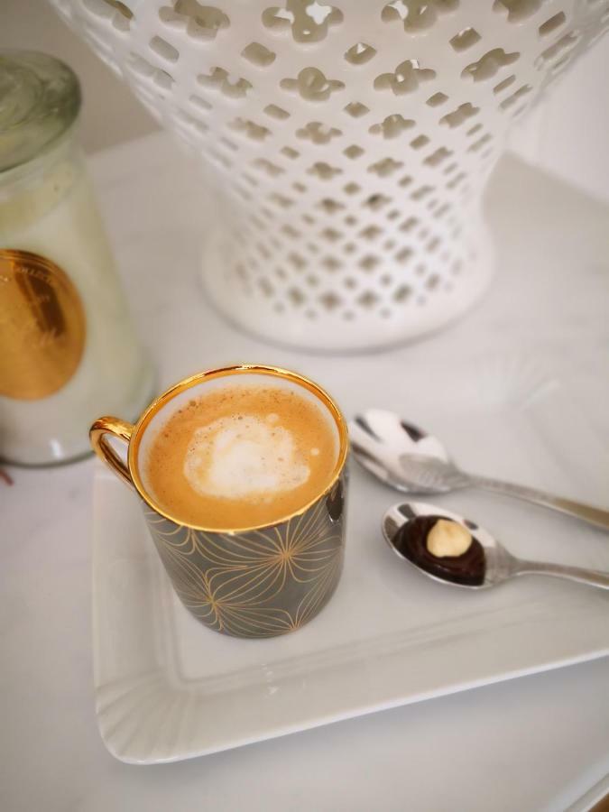 La Roche Bed & Breakfast เลชเช ภายนอก รูปภาพ